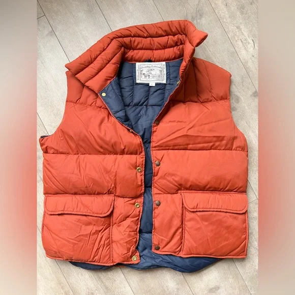 William Barry Rust Orange Quilted Puffer Vest with Navy Lining - Picture 1 of 8